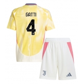 Juventus Federico Gatti #4 Uit tenue voor kinderen 2024-25 Korte Mouwen (+ broek)