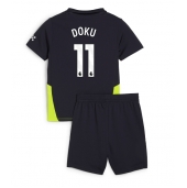 Manchester City Jeremy Doku #11 Uit tenue voor kinderen 2024-25 Korte Mouwen (+ broek)