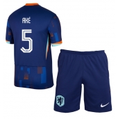 Nederland Nathan Ake #5 Uit tenue voor kinderen EK 2024 Korte Mouwen (+ broek)